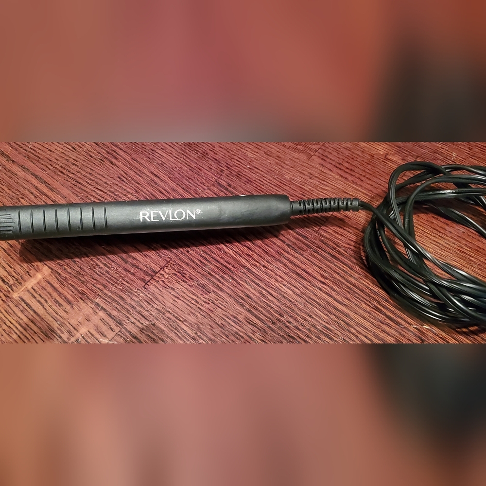 Revlon Black Hair Styling Tool Like NEW